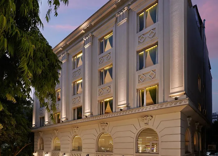 Deventure Sarovar Portico Patel Nagar